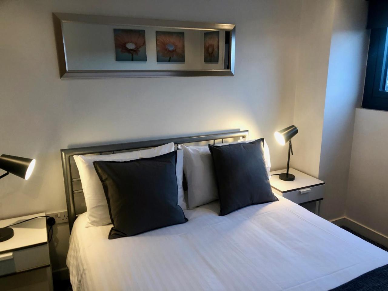 Appartamento The Heights - River And City View Glasgow Esterno foto